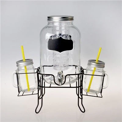 Lekvrije drankdispenser voor sap
