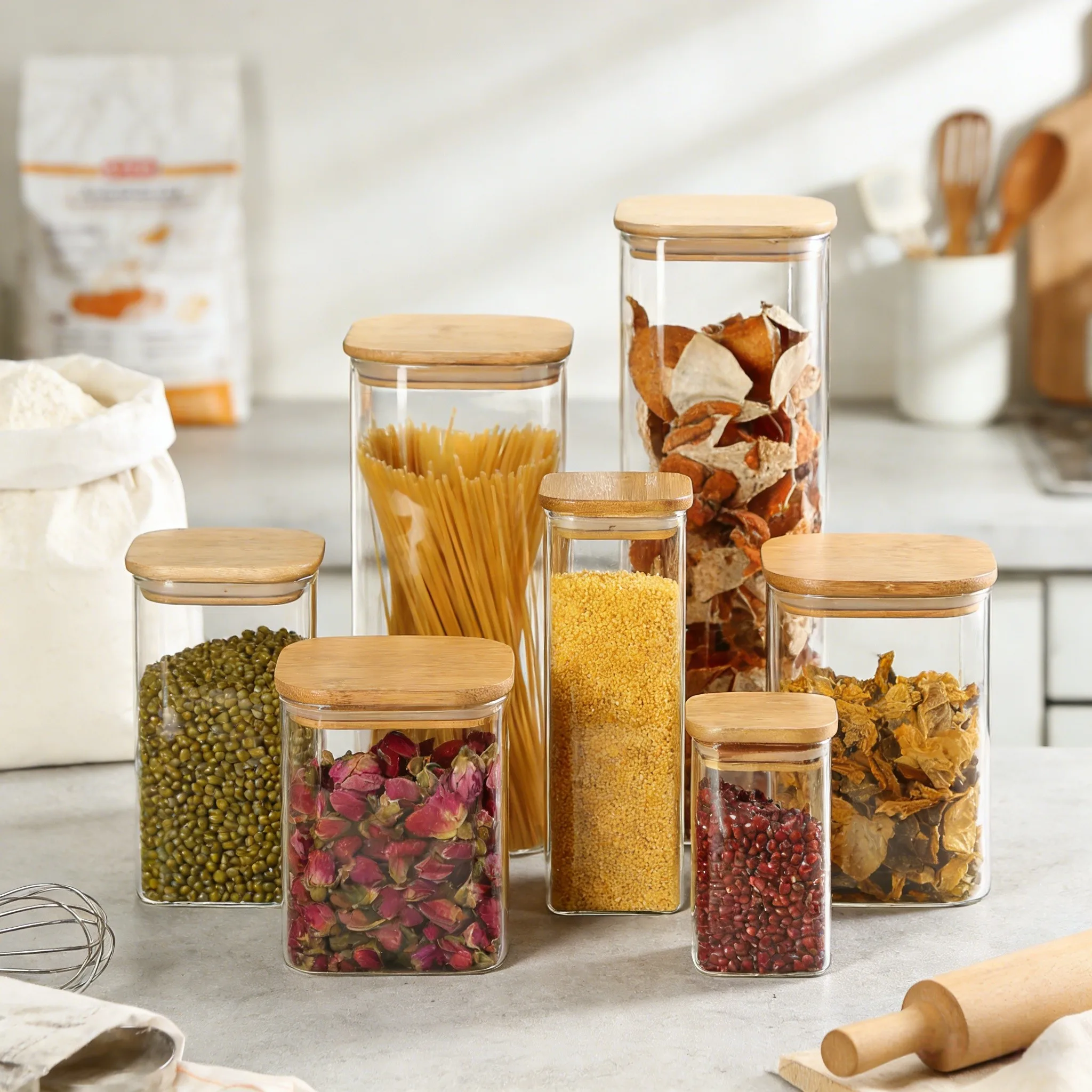 Opslagcontainers van borosilicaatglas met bamboe deksels